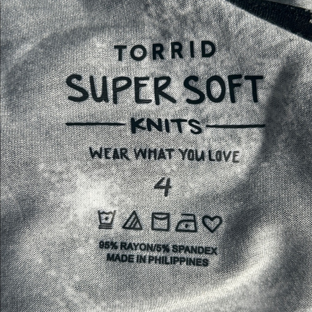NWOT Torrid Super Soft celestial print cami tank size 4X - Picture 4 of 4